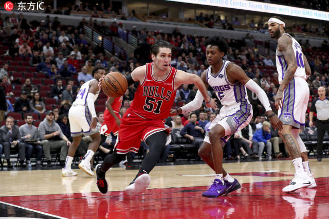 防守反击 防守反击