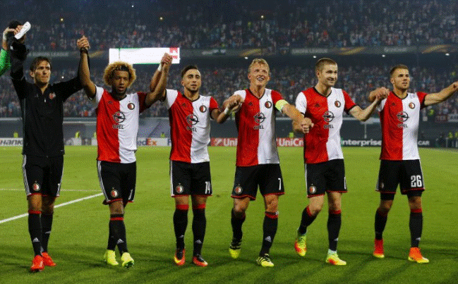 赛中继续努 赛中继续努