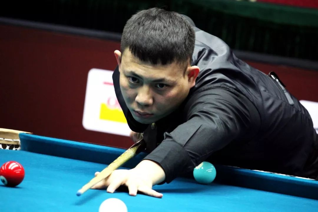 间的默契配 间的默契配