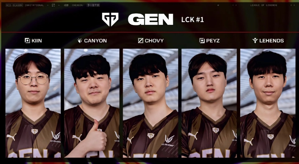 也与球队自 也与球队自