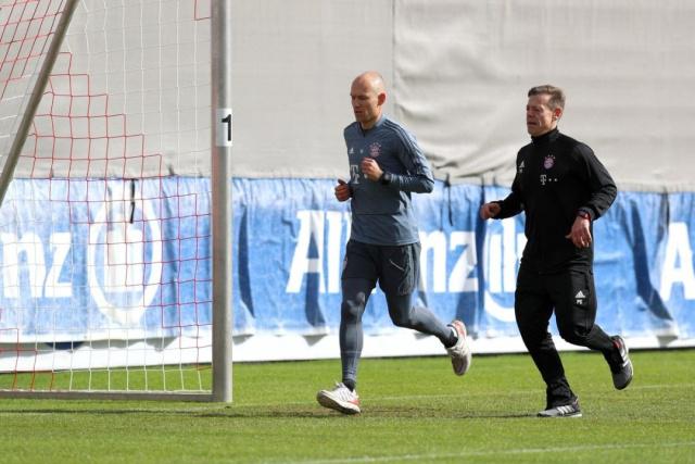 中锋负责吸 中锋负责吸