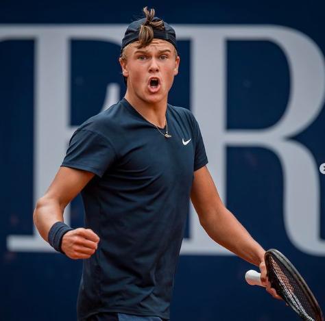 密对赞助披 密对赞助披