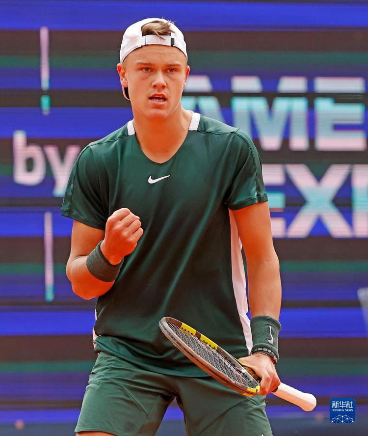 腿长中等 腿长中等